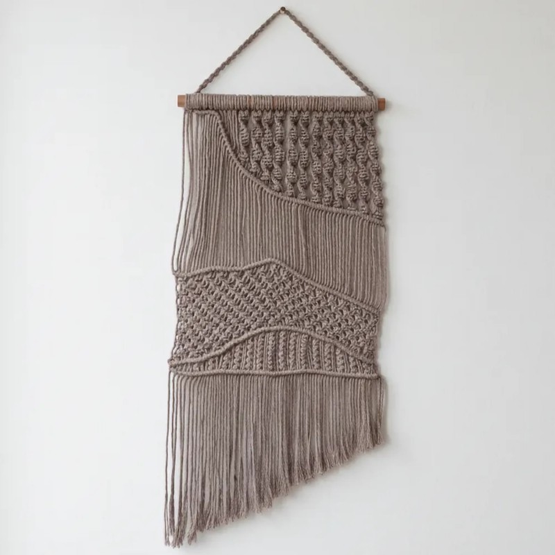 Makramowa dekoracja ścienna falista ścieżka